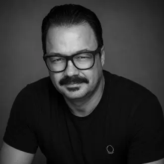 Christian Luis portrait