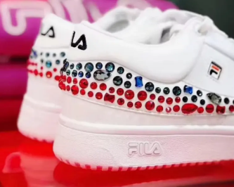 Fila white and red sneaker detail